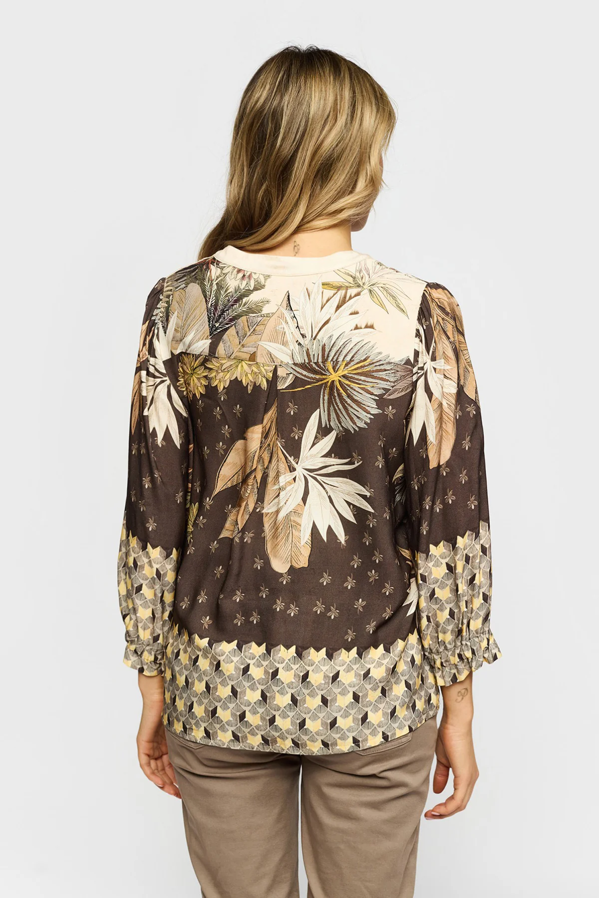 JOSEFINE - Mønstret bluse med trekvartærmer - Image 3