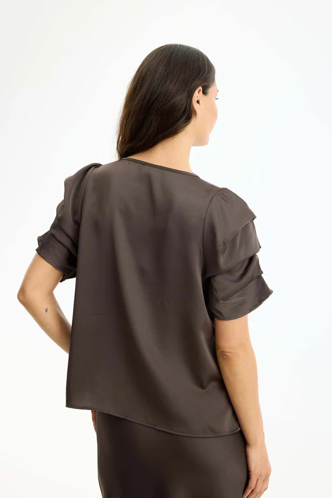 Alexandra - Bluse med fine ærmer - Image 3