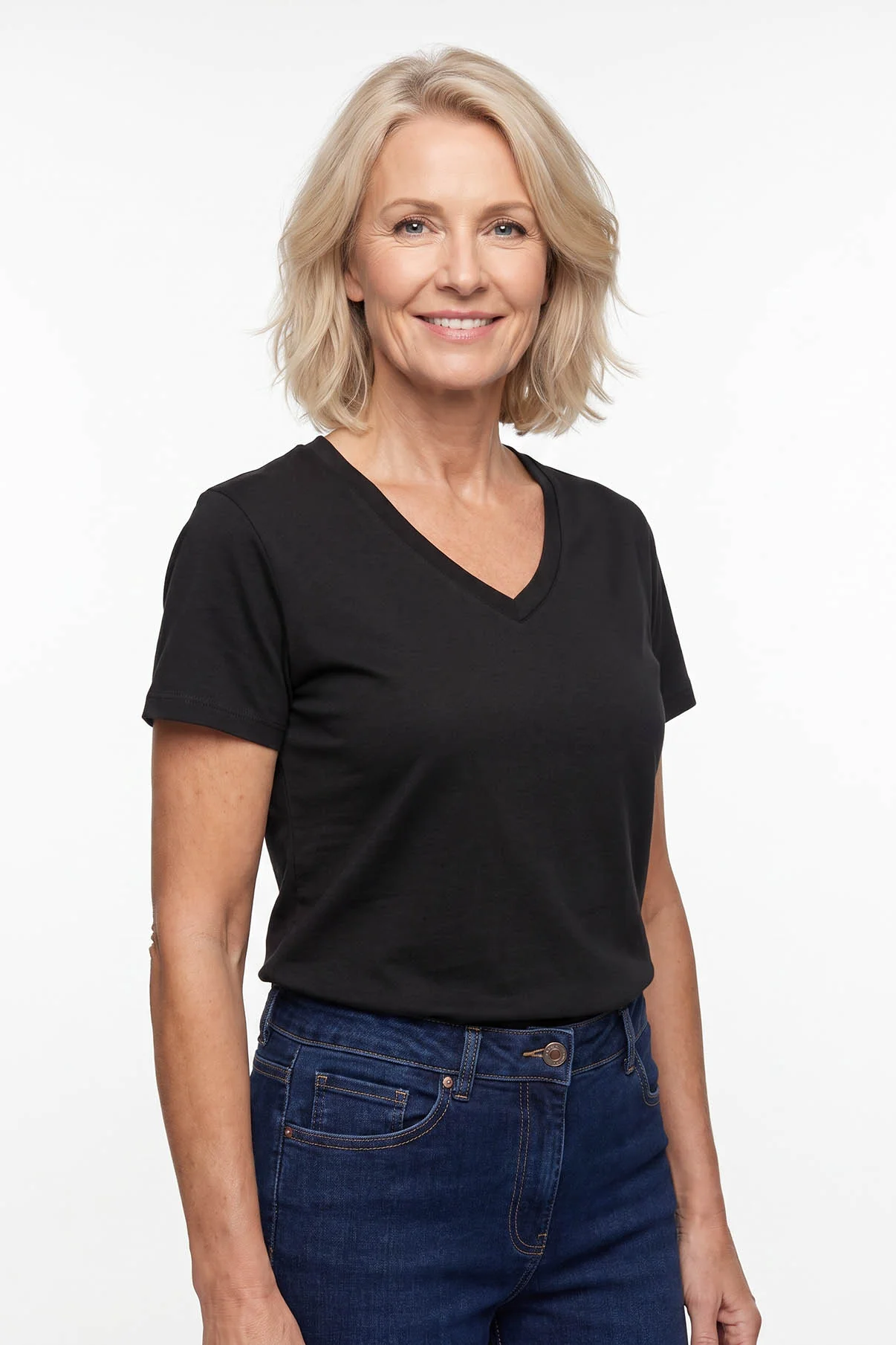 Debbie - Kortærmet T-shirt med V-hals - Image 4