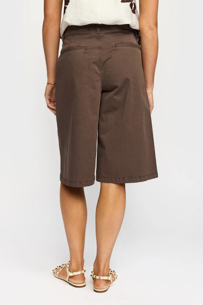 FRIDA - Lange shorts med vide ben - Image 11