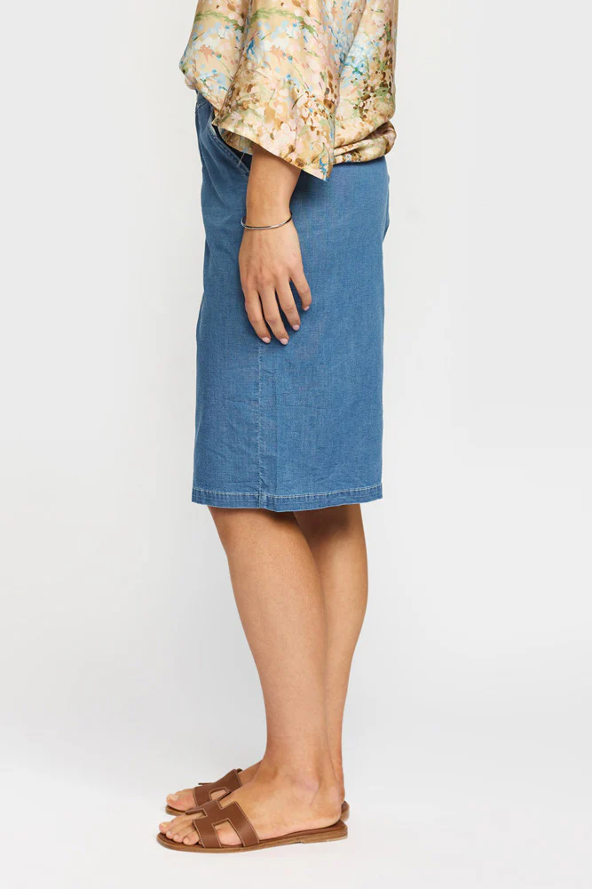 FRIDA - Lange shorts med vide ben - Image 2
