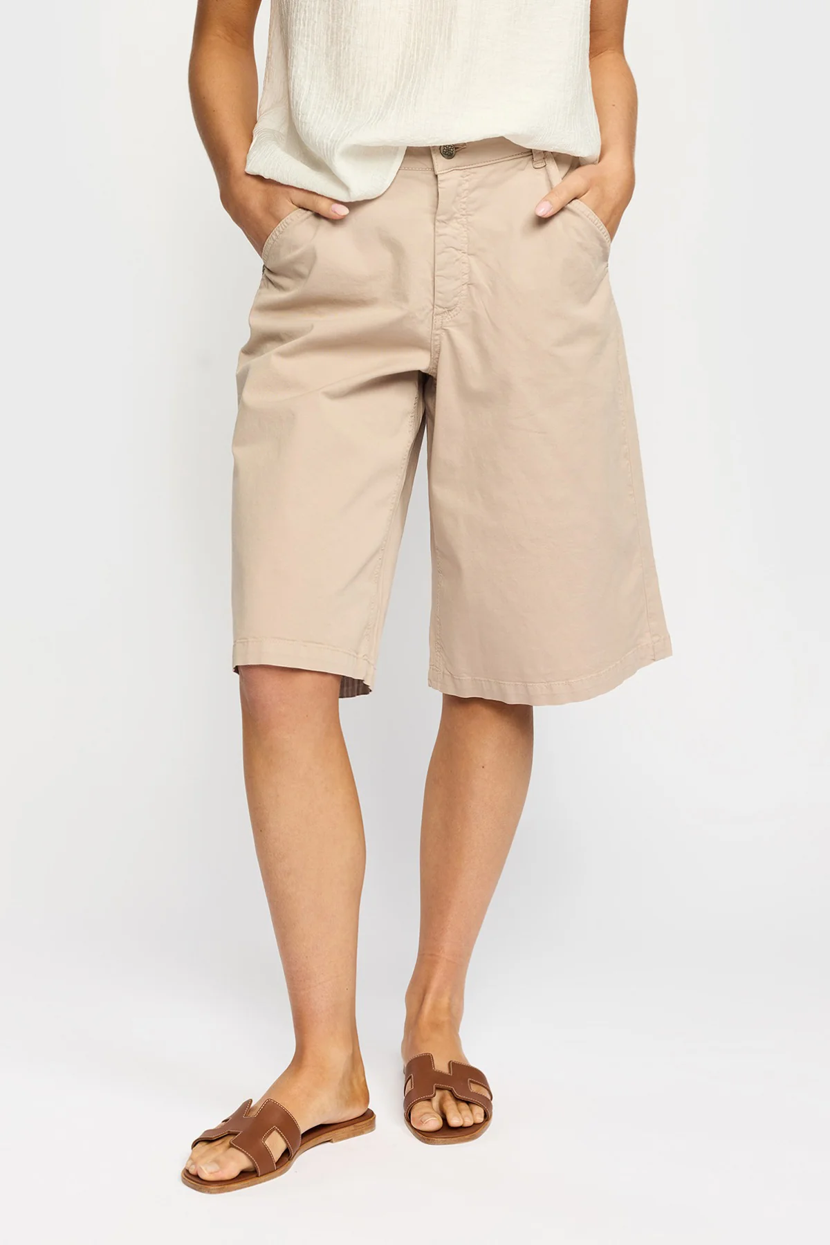 FRIDA - Lange shorts med vide ben - Image 5