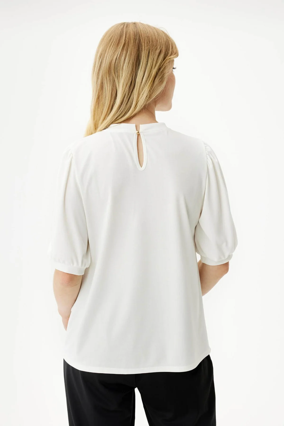 Grazia - Bluse med korte ærmer og rynkedetalje ved halsen - Image 2