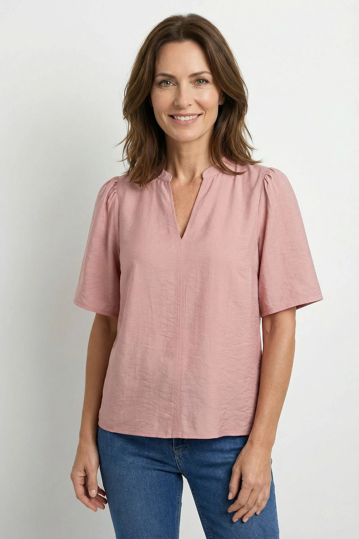 Isa - Bluse med rynkedetaljer ved skuldrene