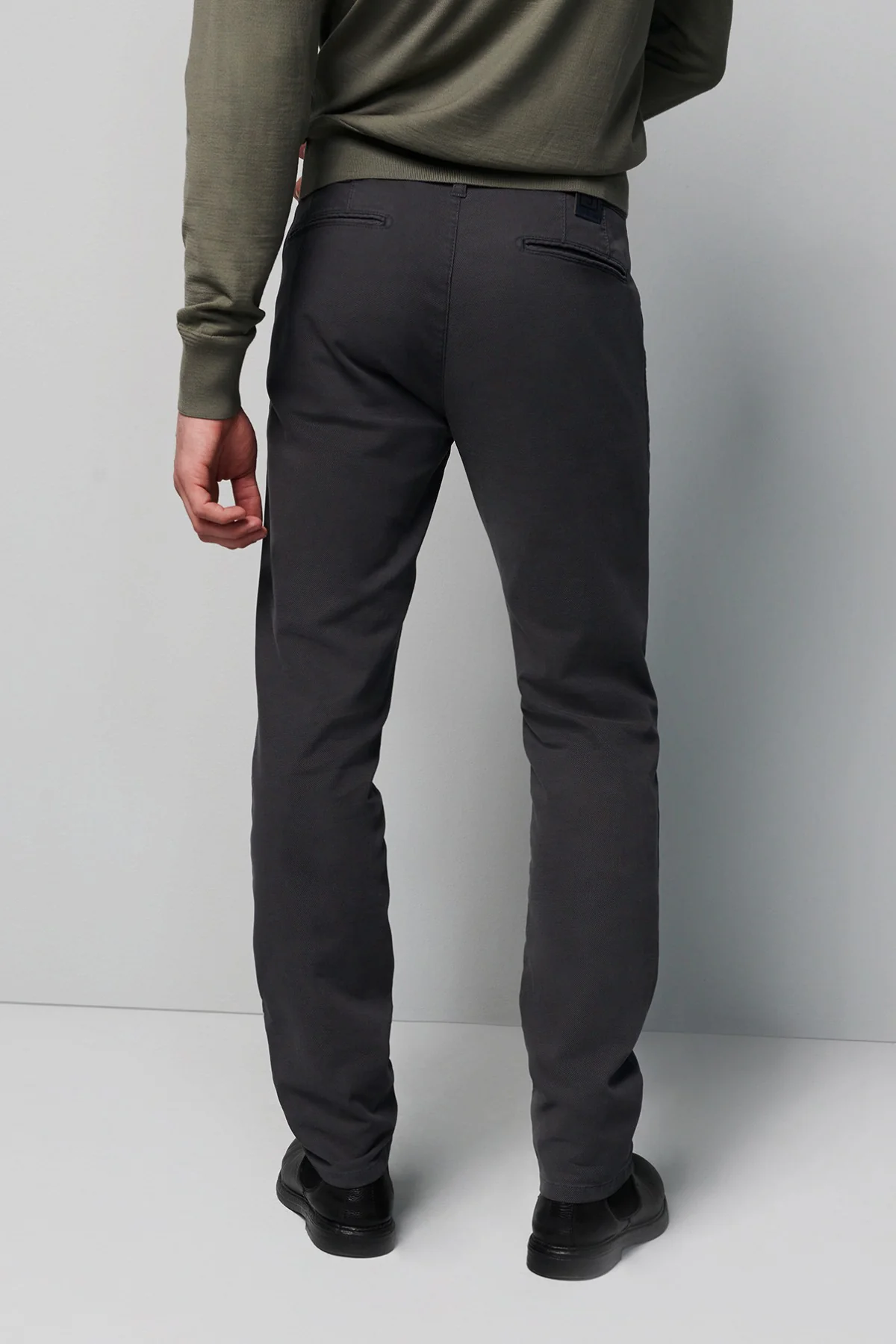 M5 CHINO PLEAT - Image 3