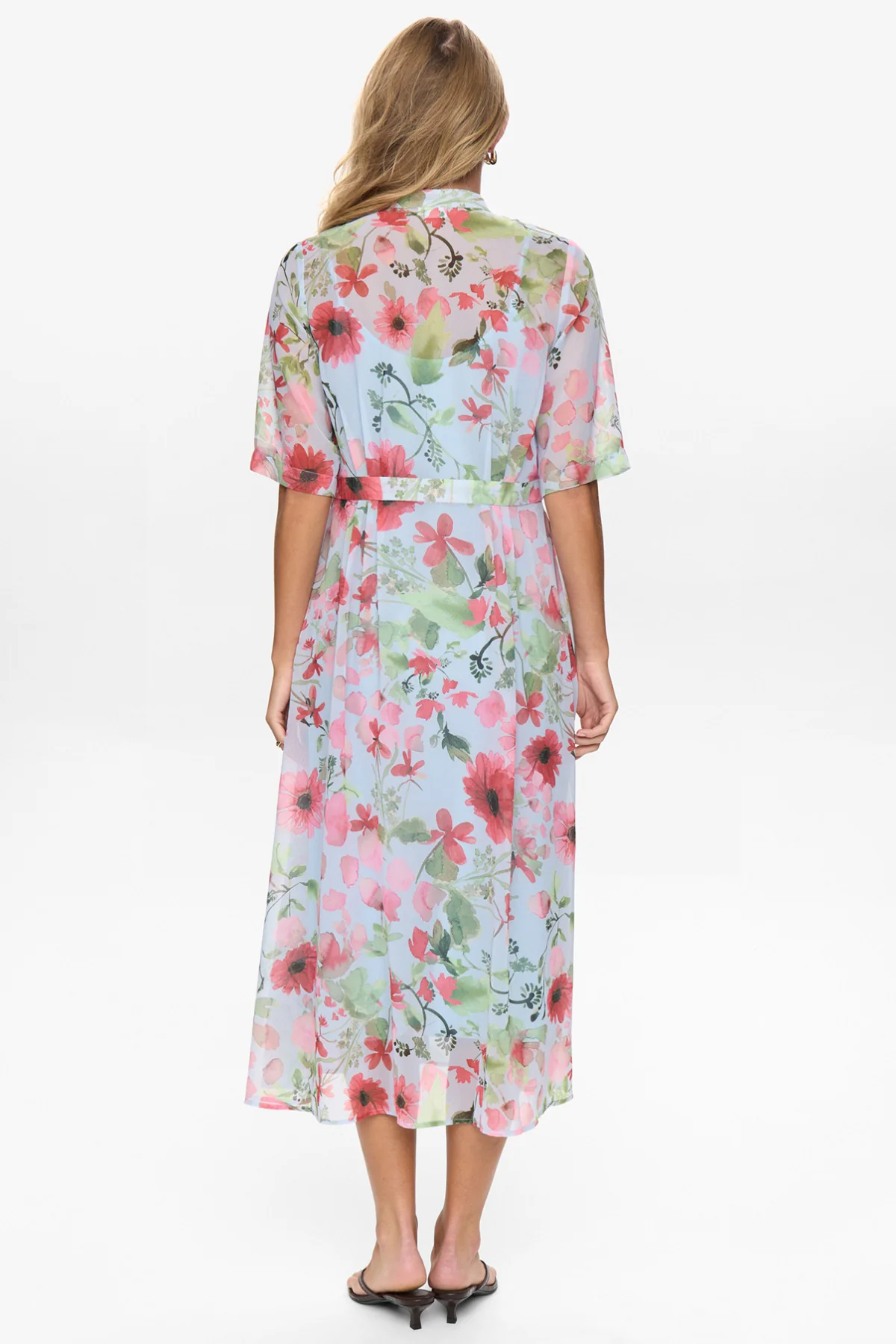 NUKYNDALL NEW - Kortærmet kjole med blomsterprint - Image 9