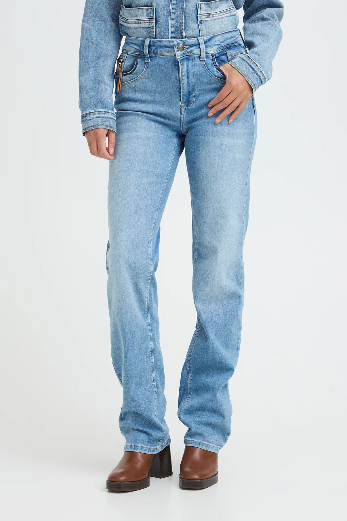 PZKAROLINA - Højtaljede jeans med stræk og lige ben - Image 7