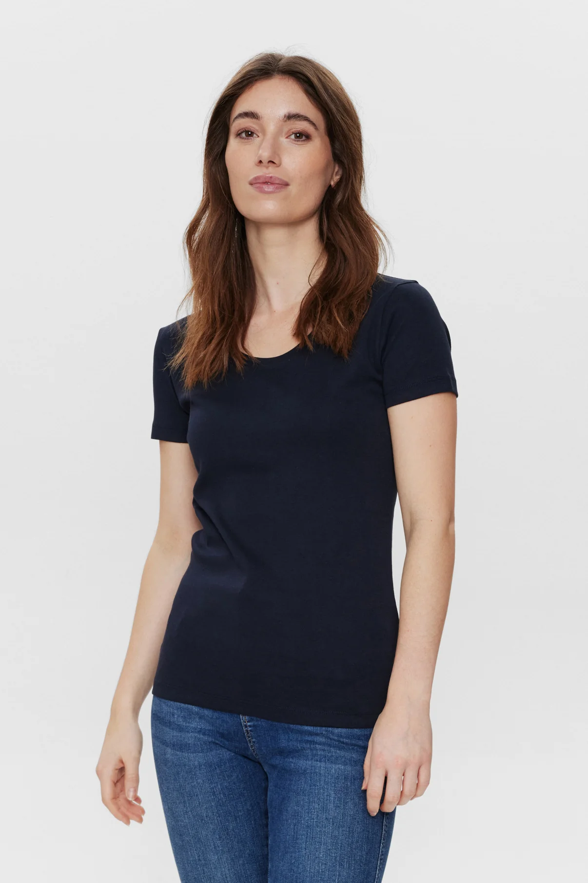 Cindie 6044 - Basis T-shirt med korte ærmer - Image 12