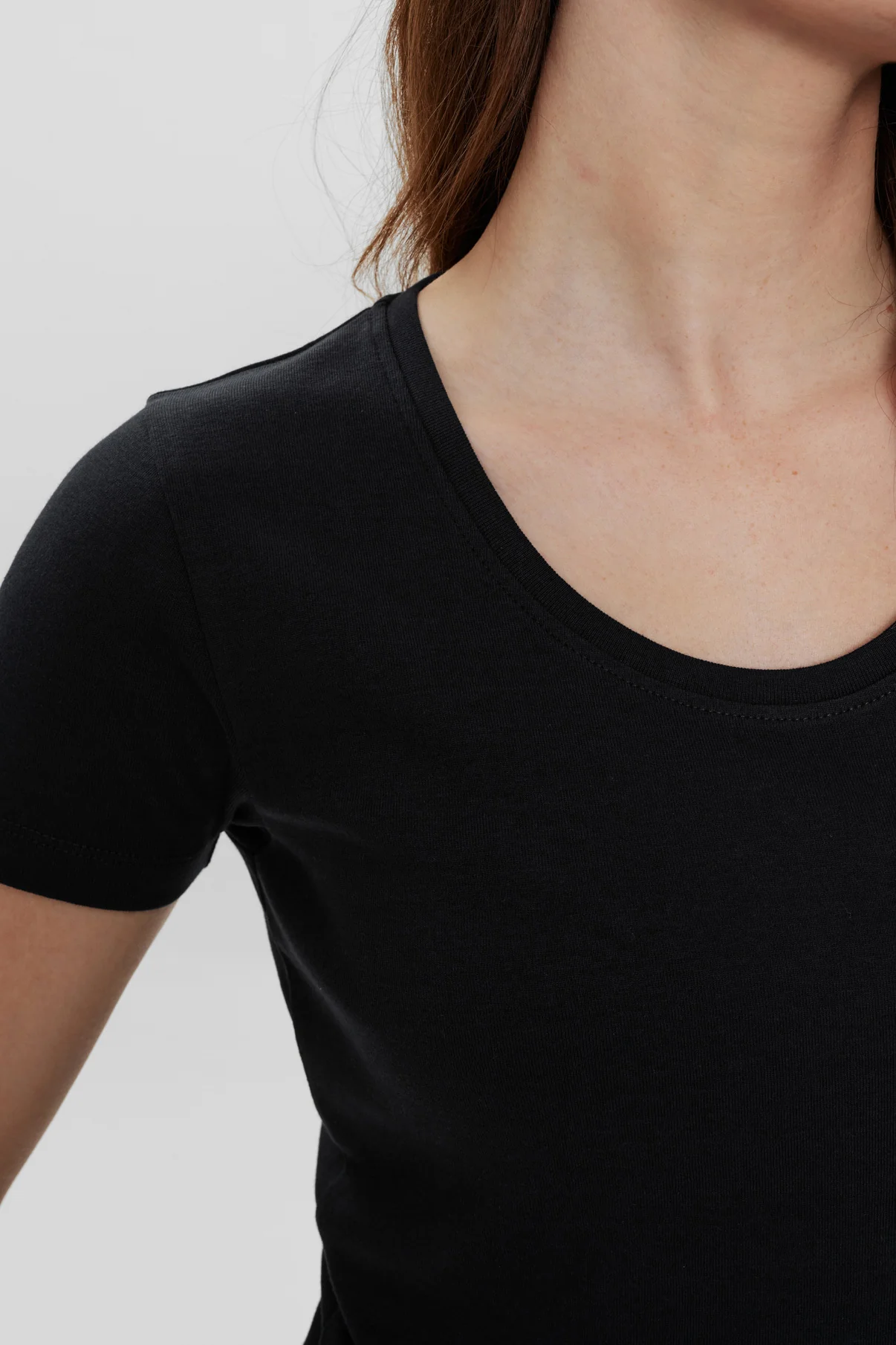 Cindie 6044 - Basis T-shirt med korte ærmer - Image 14