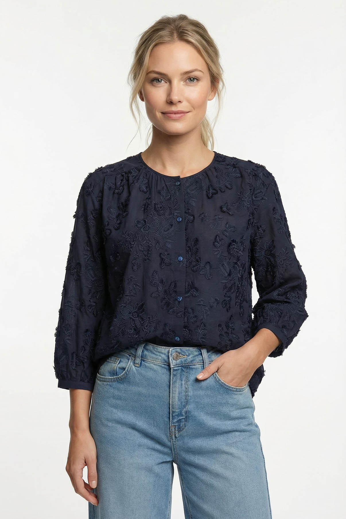 Via - Bluse med broderi og trekvartærmer - Image 5