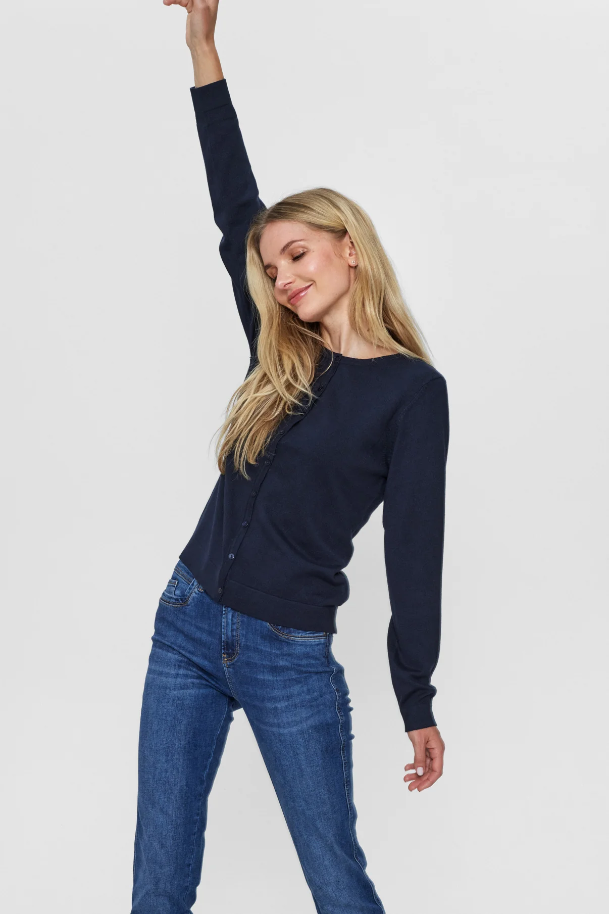 Leda - Basic cardigan med knapper - Image 6
