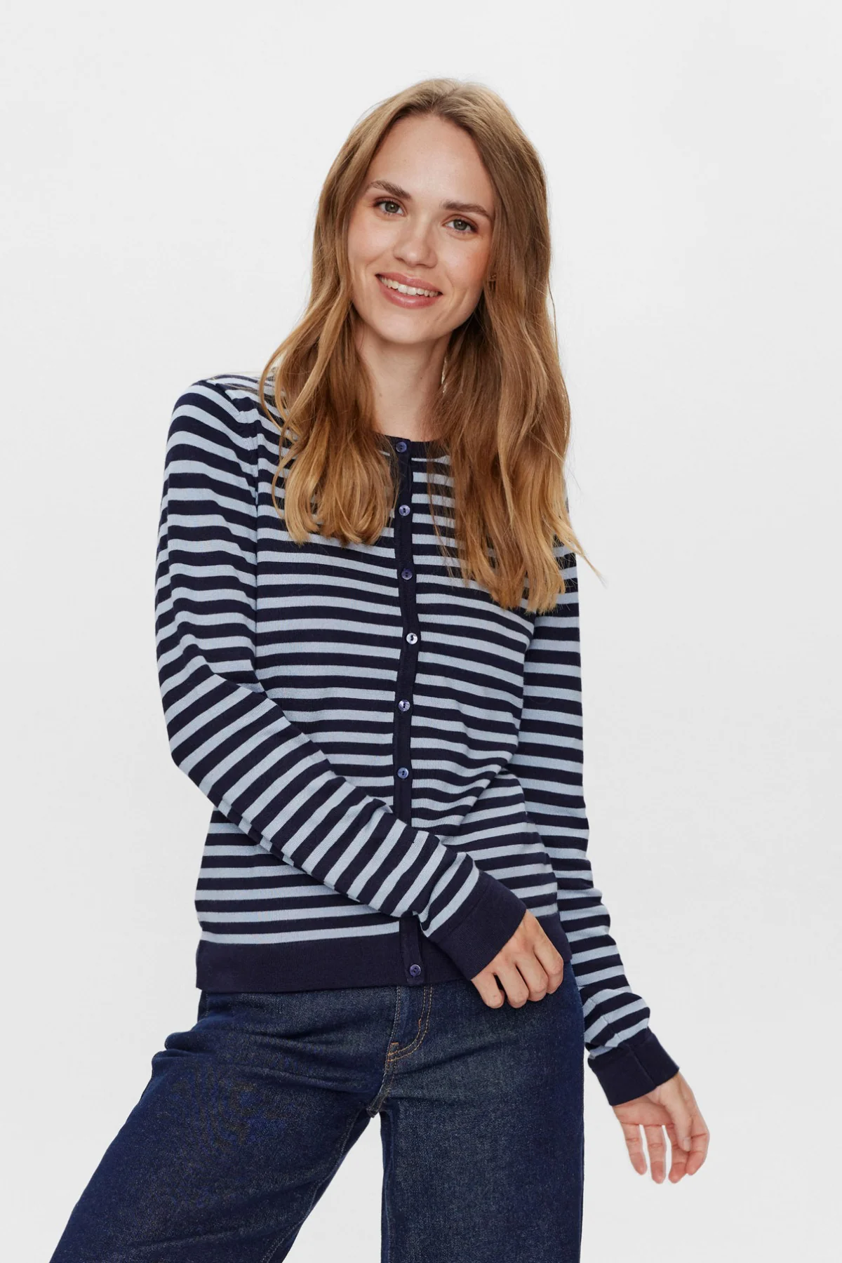 Leda 9902 - Langærmet cardigan med knapper