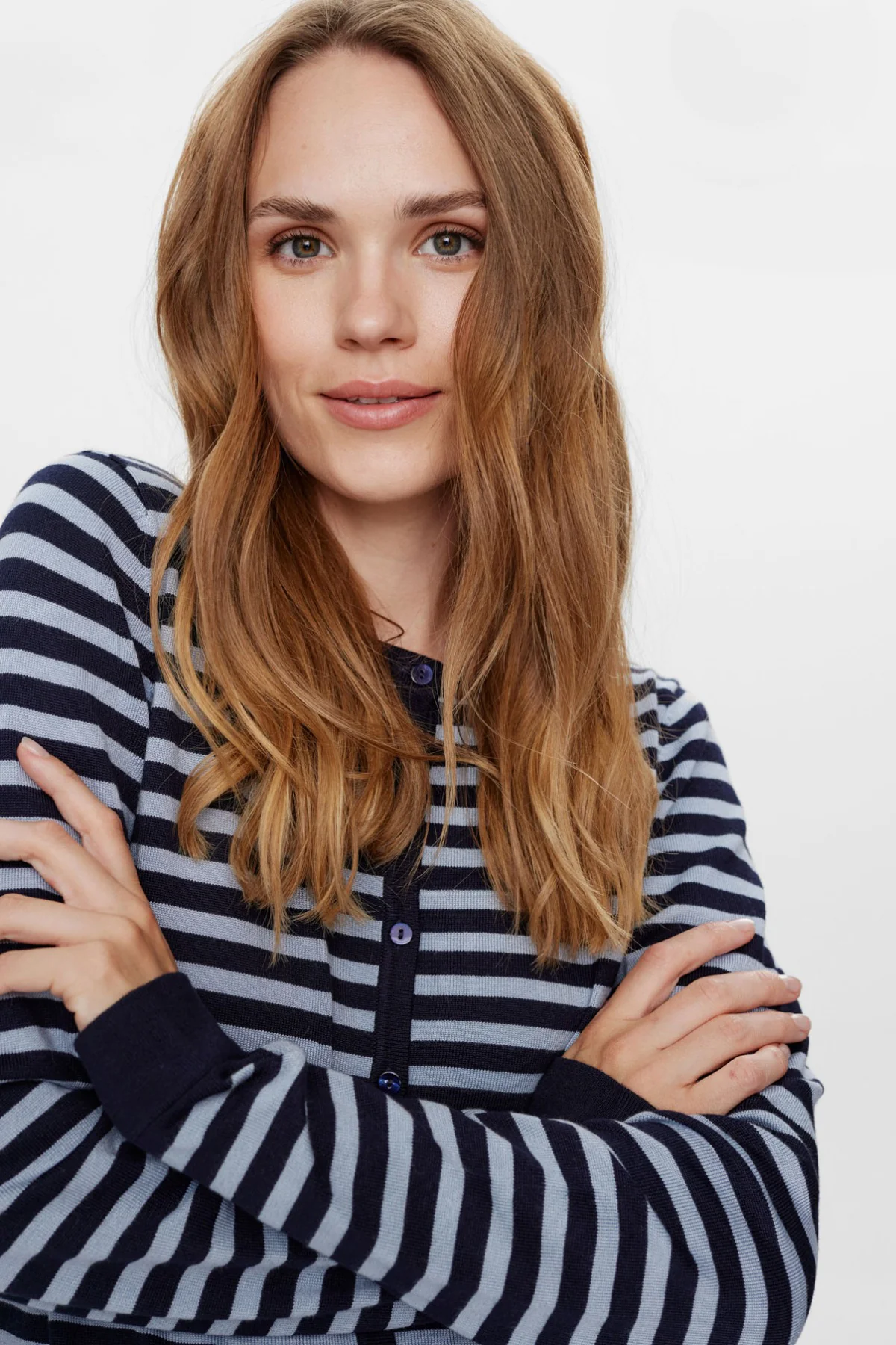 Leda 9902 - Langærmet cardigan med knapper - Image 4