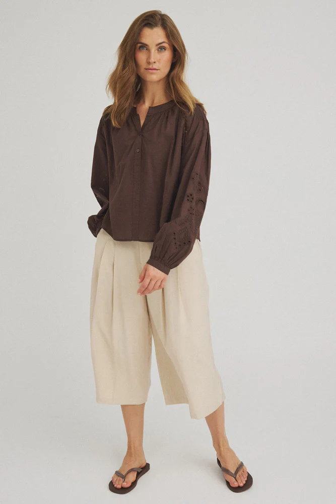 Valgerd - Lange løse shorts med læg - Image 4