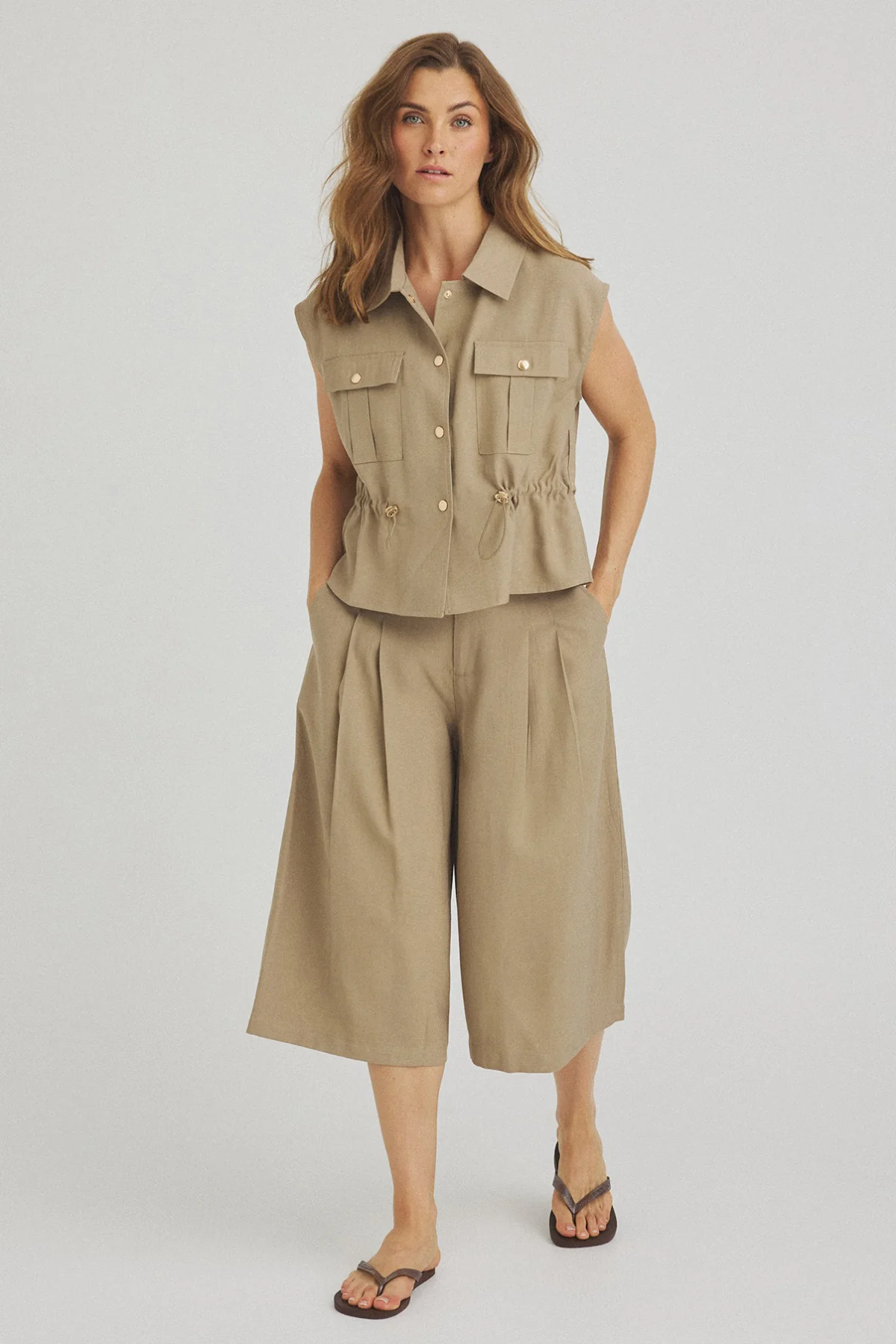 Valgerd - Lange løse shorts med læg - Image 5